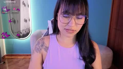 Lady Violet Bridgerton online show from 16, 10, 2025