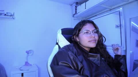  Lady  online show from 11, 4, 2026