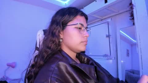 Snapshot of ladybrown_16 chatting on 26, 4, 2026 Lady online show from 26, 4, 2026