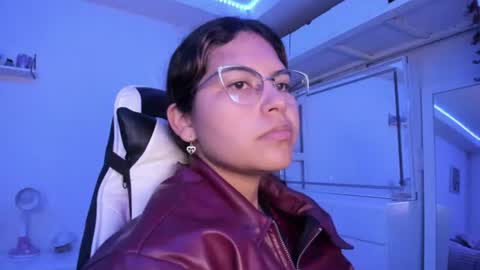 Snapshot of ladybrown_16 chatting on 14, 6, 2026 Lady online show from 14, 6, 2026