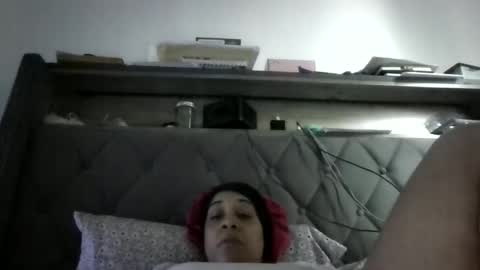 Snapshot of ladycinnabon chatting on 13, 12, 2025 Stephanie online show from 13, 12, 2025