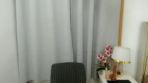 ladyfucker_ online show from 25, 9, 2025