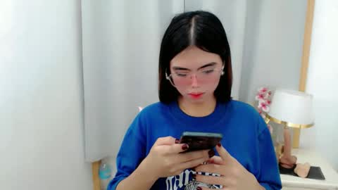 ladyfucker_ online show from 29, 9, 2025