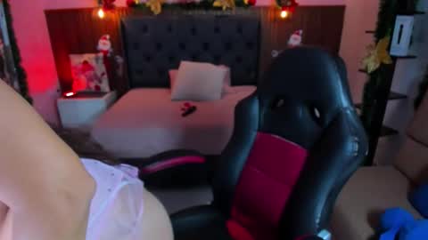 LADY  online show from 20, 12, 2025