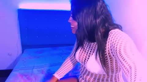 laura online show from 13, 4, 2026