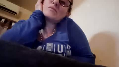 Snapshot of ladyro15 chatting on 3, 8, 2026 ladyro15 online show from 3, 8, 2026
