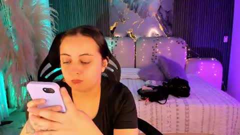 Lady  online show from 9, 7, 2026