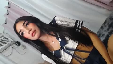Snapshot of lahermosa_manika69 chatting on 15, 2, 2025 MANIKA online show from 15, 2, 2025