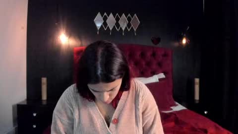 Laia  online show from 9, 5, 2026