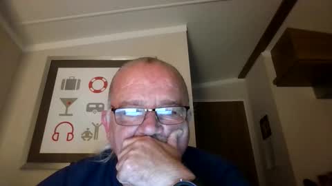 Snapshot of lamabama chatting on 15, 9, 2025 lamabama online show from 15, 9, 2025