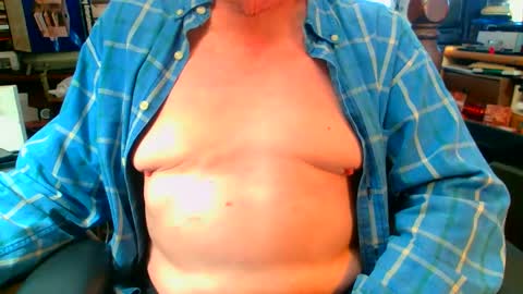 Snapshot of lamarbrazil chatting on 5, 11, 2025 lamarbrazil online show from 5, 11, 2025