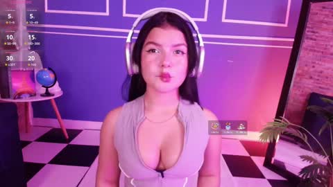  Lana  online show from 18, 10, 2025
