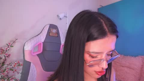 Lana online show from 11, 4, 2026