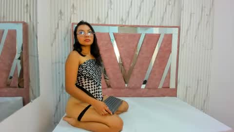 lana_hard_as online show from 28, 5, 2026