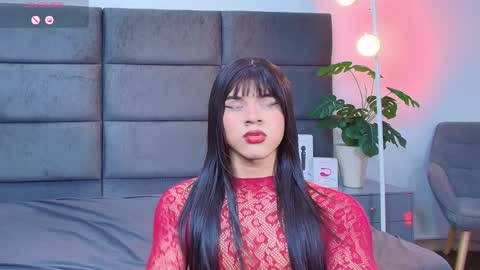 valentino moon online show from 11, 4, 2026