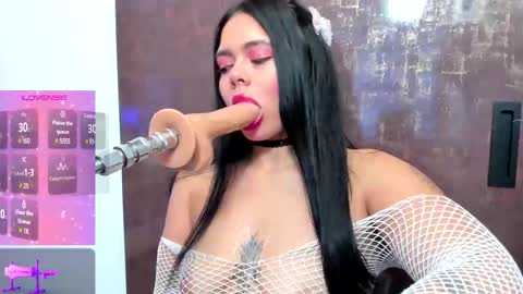 Lana online show from 9, 3, 2025