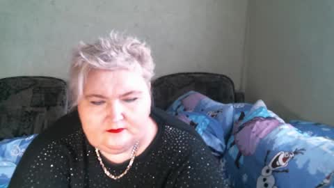 lanacat555 online show from 17, 2, 2025