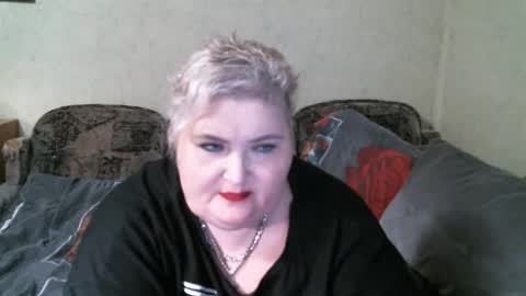 lanacat555 online show from 3, 3, 2025