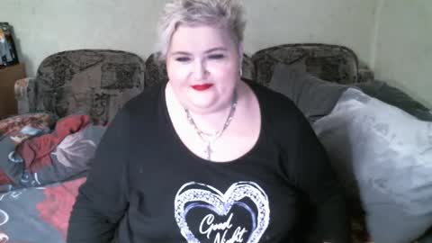 lanacat555 online show from 5, 3, 2025