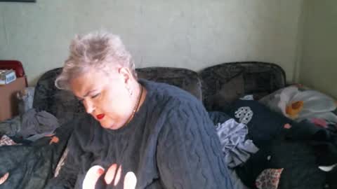 lanacat555 online show from 17, 12, 2025