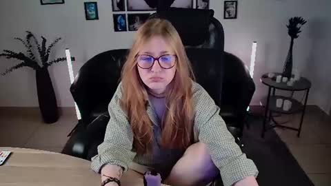 Snapshot of lanafitch chatting on 7, 7, 2026 lana online show from 7, 7, 2026