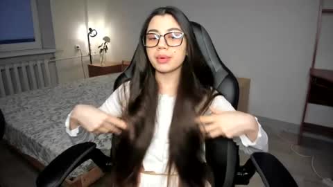 Snapshot of lanalandd chatting on 19, 6, 2026 Lana online show from 19, 6, 2026