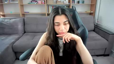 Snapshot of lanalandd chatting on 28, 7, 2026 Lana online show from 28, 7, 2026