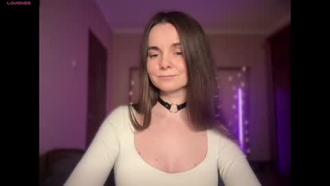 Snapshot of lanaloulou chatting on 10, 7, 2026 Lana online show from 10, 7, 2026