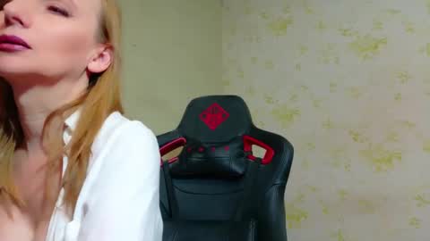 Lana online show from 31, 12, 2024