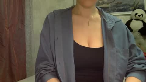 langoria online show from 10, 11, 2025