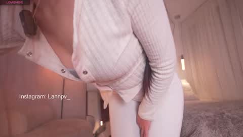 Snapshot of lanie__ chatting on 9, 1, 2026 Lan online show from 9, 1, 2026