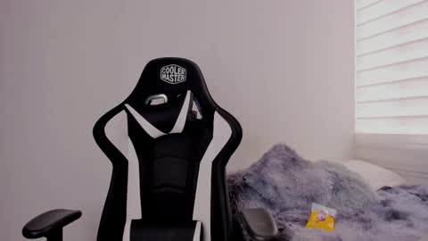 lanna_as online show from 11, 2, 2025