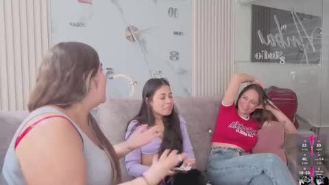 lanna_as online show from 7, 11, 2025