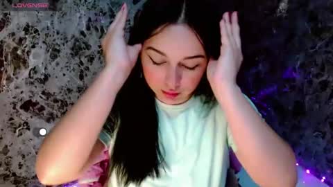 Snapshot of lanna_belle28 chatting on 14, 11, 2025 Lanna online show from 14, 11, 2025