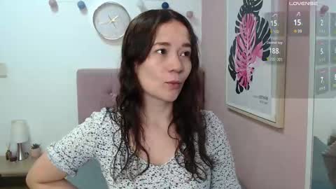 Snapshot of lanna_mills chatting on 18, 12, 2025 Lanna online show from 18, 12, 2025