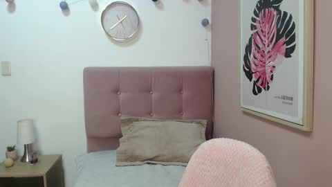 Snapshot of lanna_mills chatting on 4, 3, 2026 Lanna online show from 4, 3, 2026