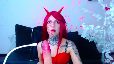 Snapshot of lannie_gonzales chatting on 14, 9, 2025 LANNIE   online show from 14, 9, 2025