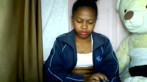 Snapshot of lara_belle chatting on 18, 5, 2026 lara_belle online show from 18, 5, 2026