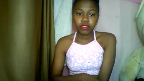 Snapshot of lara_belle chatting on 20, 5, 2026 lara_belle online show from 20, 5, 2026