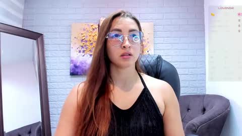      700  200   online show from 21, 5, 2026