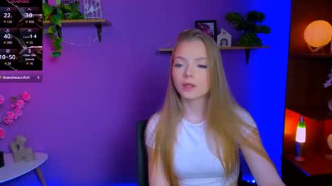 Snapshot of lara_moon1 chatting on 20, 5, 2026 your dream online show from 20, 5, 2026