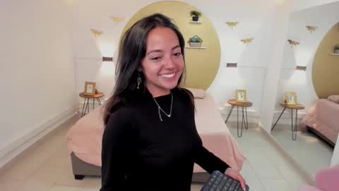 lara online show from 14, 10, 2025