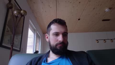 laraaan online show from 1, 3, 2026