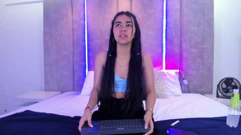 Lara online show from 22, 1, 2025