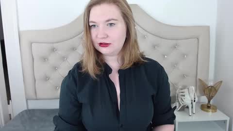 Snapshot of laraflirt chatting on 4, 12, 2024 LaraFlirt online show from 4, 12, 2024