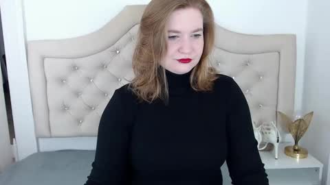Snapshot of laraflirt chatting on 2, 1, 2025 LaraFlirt online show from 2, 1, 2025