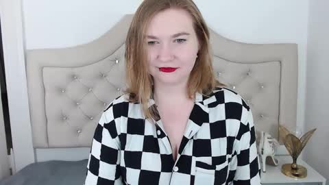 Snapshot of laraflirt chatting on 6, 1, 2025 LaraFlirt online show from 6, 1, 2025