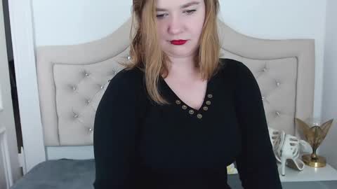 Snapshot of laraflirt chatting on 10, 1, 2025 LaraFlirt online show from 10, 1, 2025