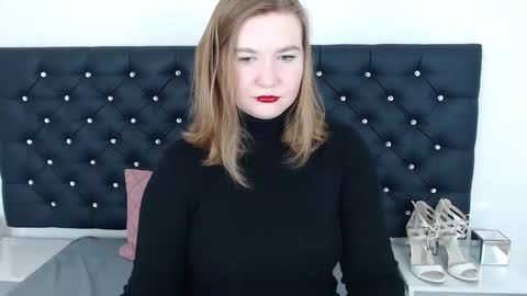 Snapshot of laraflirt chatting on 12, 2, 2025 LaraFlirt online show from 12, 2, 2025