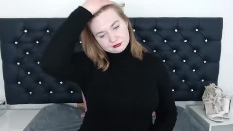 Snapshot of laraflirt chatting on 6, 3, 2025 LaraFlirt online show from 6, 3, 2025